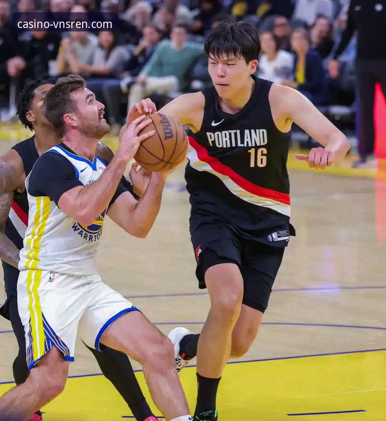 威尼斯人官网iOS版功能详解 3个关键回合解析:勇士加时险胜火箭,揭示现代篮球决胜逻辑